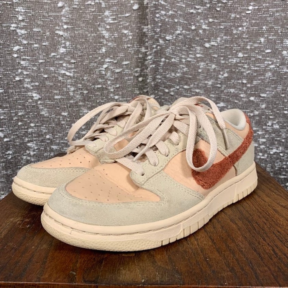 Nike Dunk Low Terry Swoosh Retro Sneakers DZ4706-200 Women's 6.5